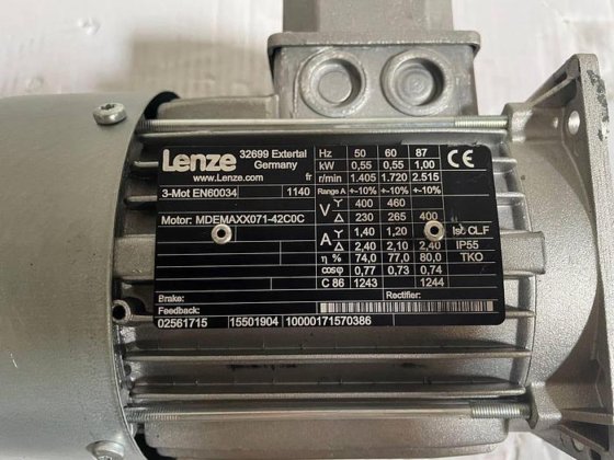 LENZE 32699 Extertal 3 ∼ Mot EN60034 MDEMAXX071-42COC (photo 1 of 3)