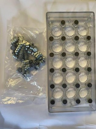 BakeProject B.V. Molds for the production of chocolates. (Foto 1 von 8)