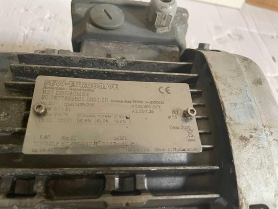 2020 SEW-EURODRIVE 3∼ IEC60034 R27 DRN80MK4 (photo 1 of 5)