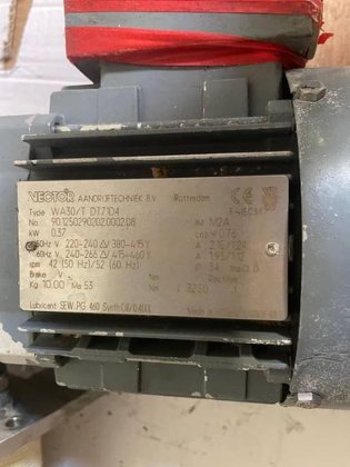 VECTOR AANDRIJFTECHNIEK B.V. 3 ∼ Mot IEC34 WA30/T DT71D4 (Foto 1 von 4)