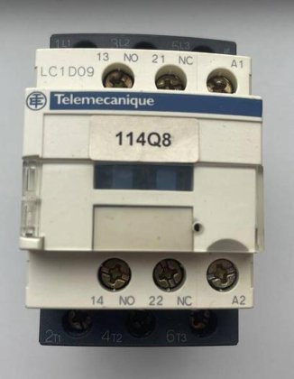 Telemecanique TeSys D LC1 D09 Contactor (230V AC) (photo 1 of 7)