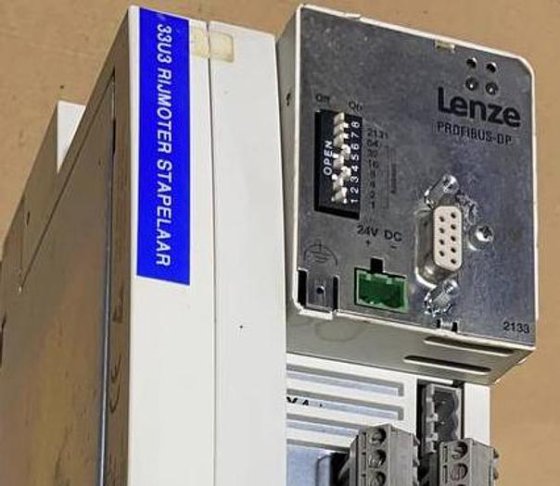 LENZE frequency controller PRDFIBUS-DP EVS9324-EP 13015956 (photo 1 of 6)