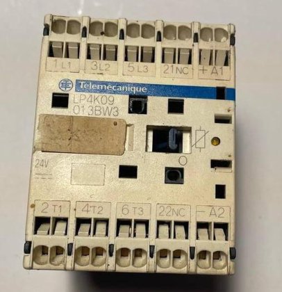 Schneider Electric A013250 Telemecanique Contactor 10A (photo 1 of 6)