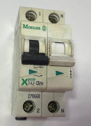 Moeller (Eaton) FAZ-C10/1N Circuit Breaker (Foto 1 von 8)