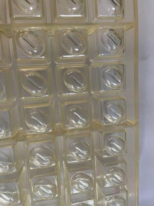 BakeProject B.V. Molds for the production of chocolates. (photo 1 sur 4)