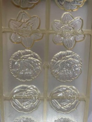 BakeProject B.V. Molds for the production of chocolates. (photo 1 sur 6)